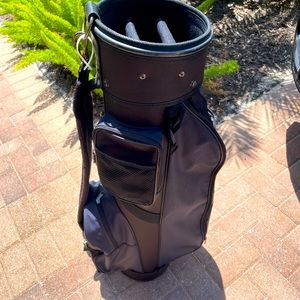 Golf Cart Bag With 6 Club Dividers and shoulder strap .